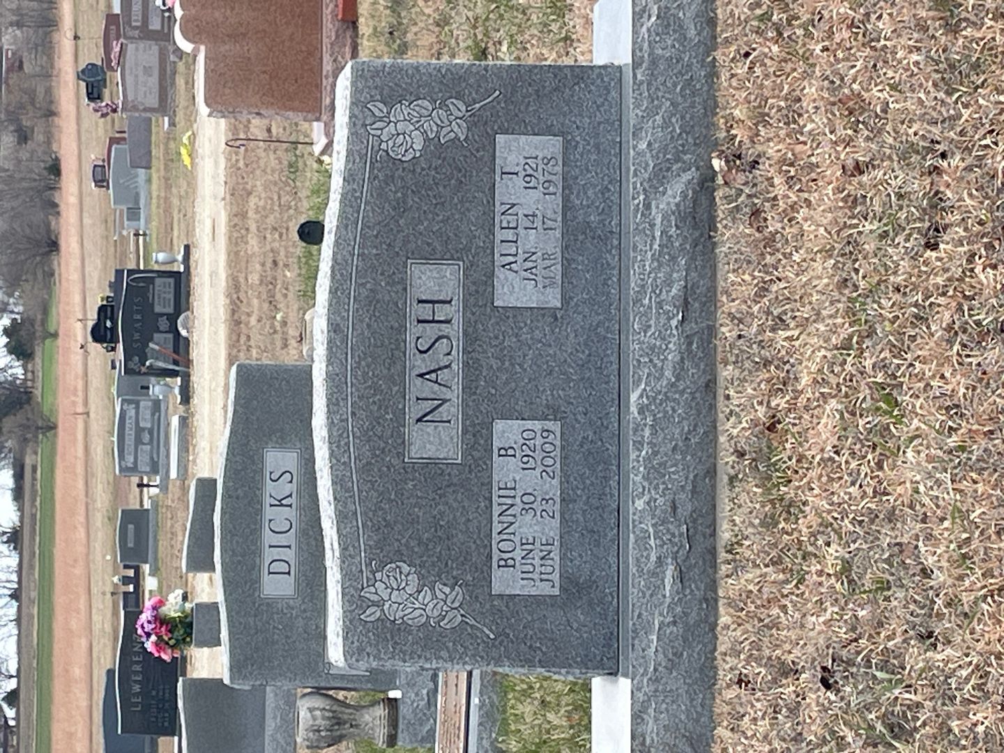 Bonnie B. Nash Johnson's grave. Photo 1