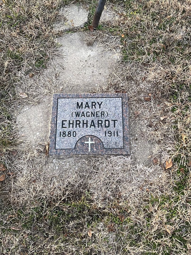 Mary Wagner Ehrhardt's grave. Photo 1