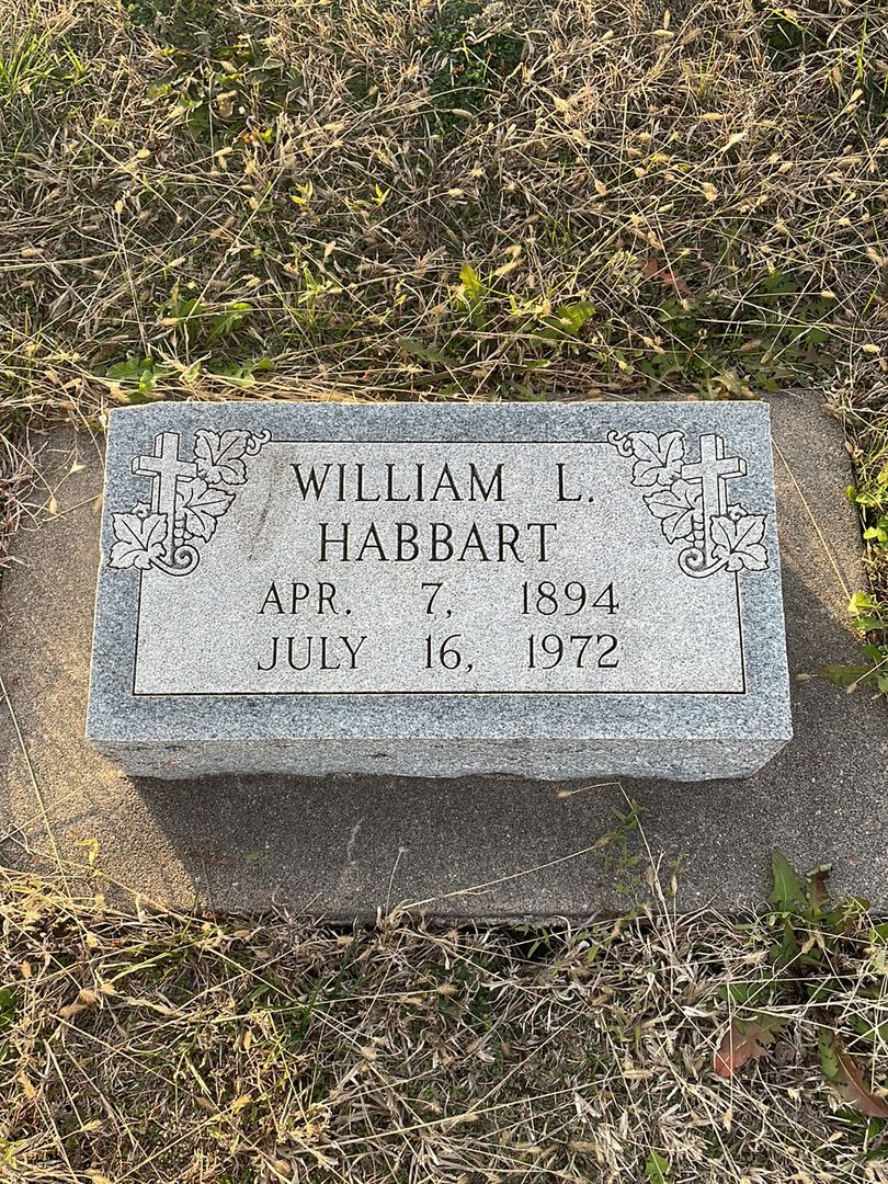 William L. Habbart's grave. Photo 1