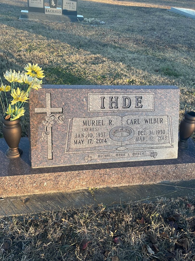 Carl Wilbur Ihde's grave. Photo 1