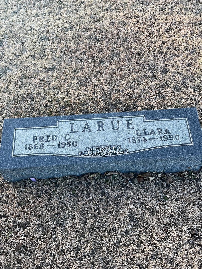 Fred C. LaRue's grave. Photo 1