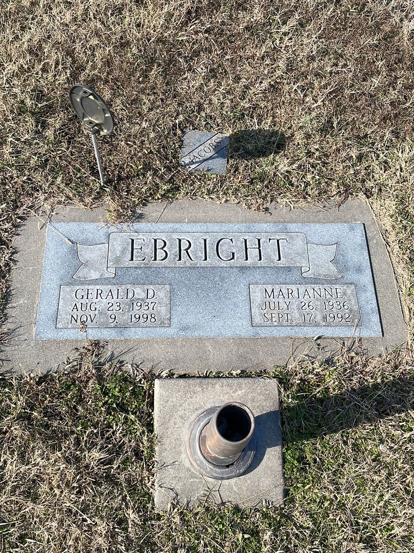 Marianne Ebright's grave. Photo 1