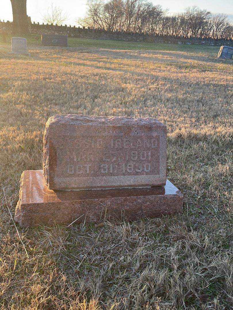 Bessie Ireland's grave. Photo 1