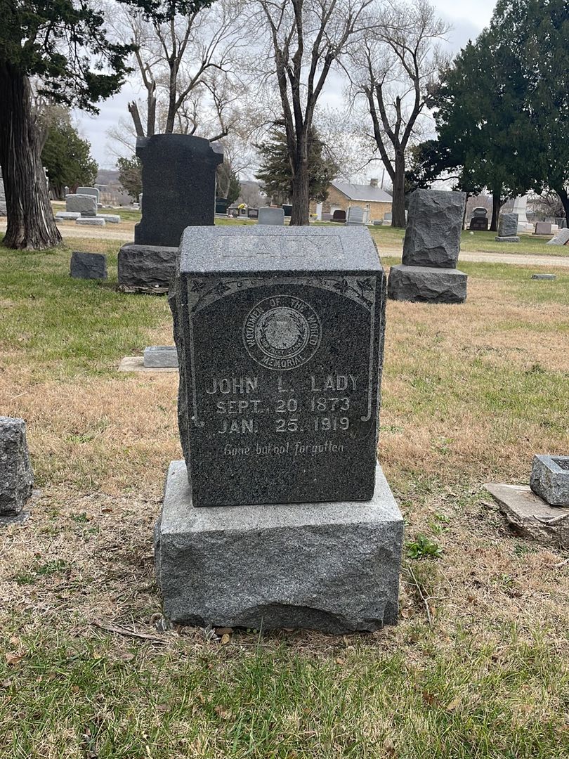 John L. Lady's grave. Photo 1