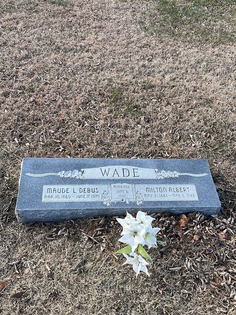 Milton Albert Wade's grave. Photo 1