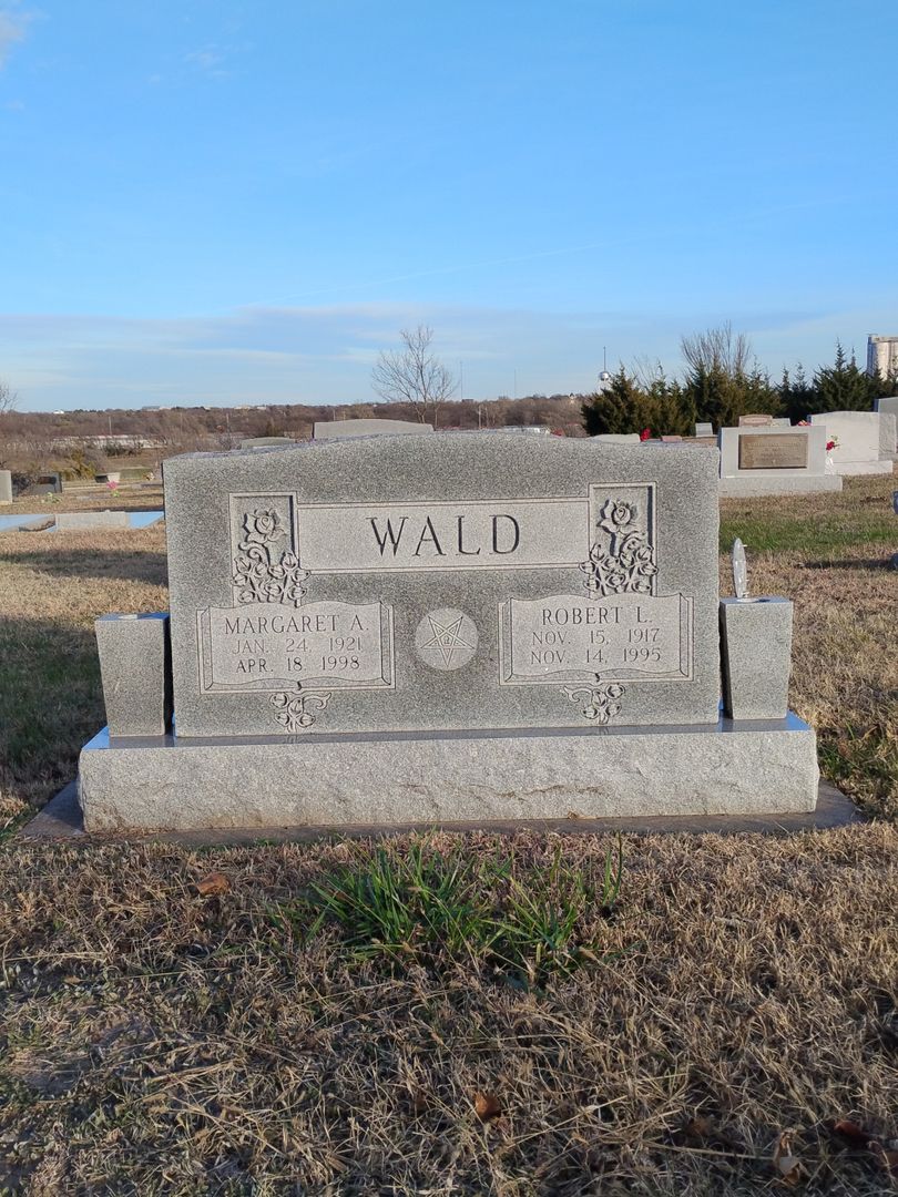 Robert L. Wald's grave. Photo 1