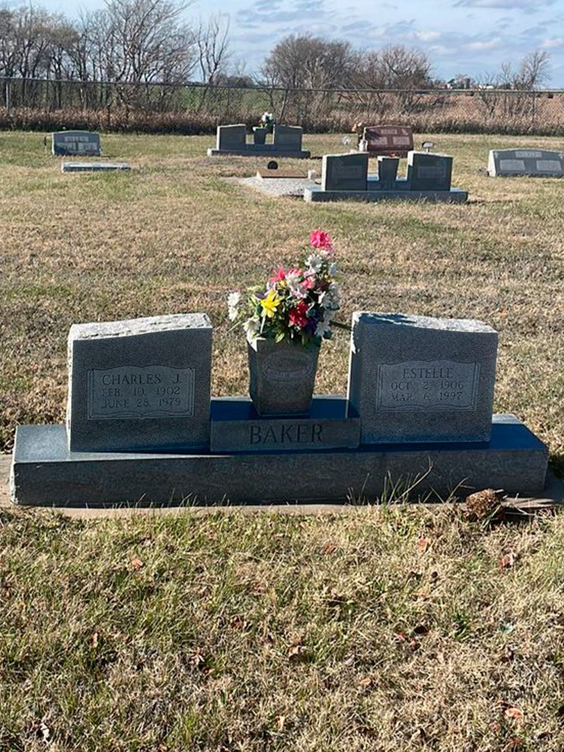 Charles J. Baker's grave. Photo 1